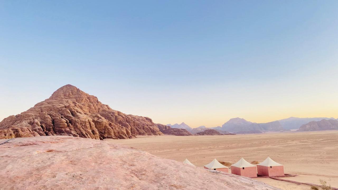 Rum Jordan Camp And Tours Hotel Wadi Rum Exterior photo