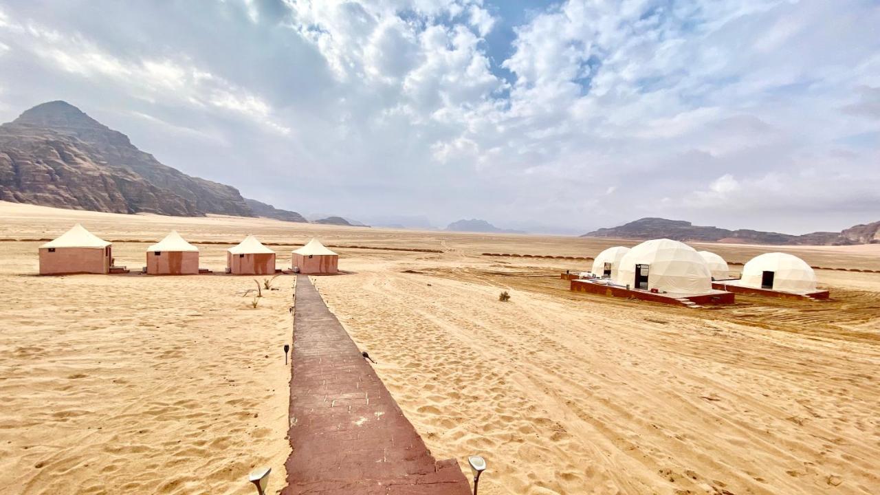 Rum Jordan Camp And Tours Hotel Wadi Rum Exterior photo