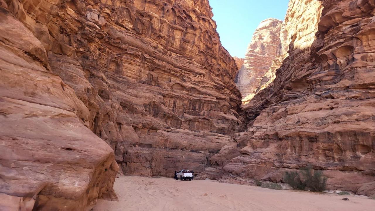 Rum Jordan Camp And Tours Hotel Wadi Rum Exterior photo